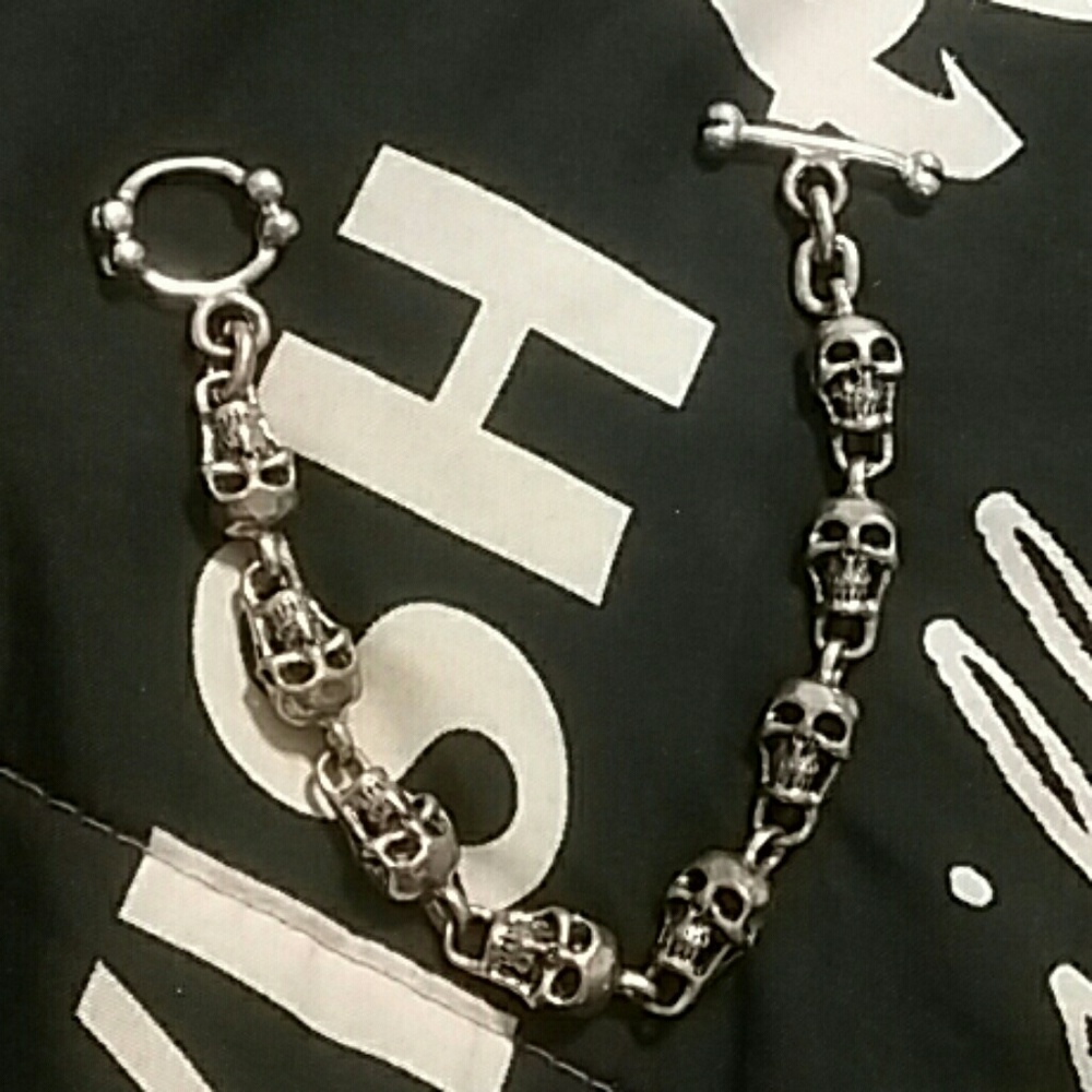 Skull bracelet